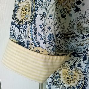 Basic Editions Women's XXL Paisley Shirt with striped yellow liner accents.